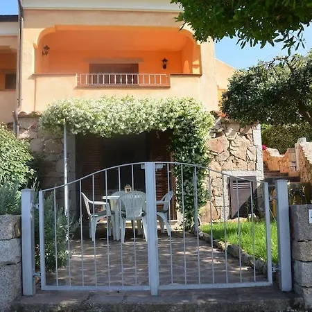 Fan Sard Bilo Con Giardino E Veranda 5 Pe Fbu-gre01 Lejlighed Tanaunella