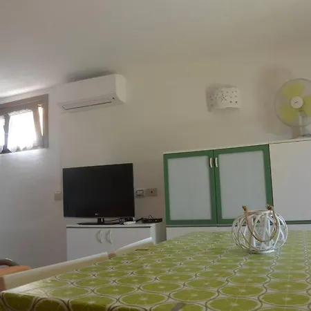 Lejlighed Fan Sard Bilo Con Giardino E Veranda 5 Pe Fbu-gre01 *